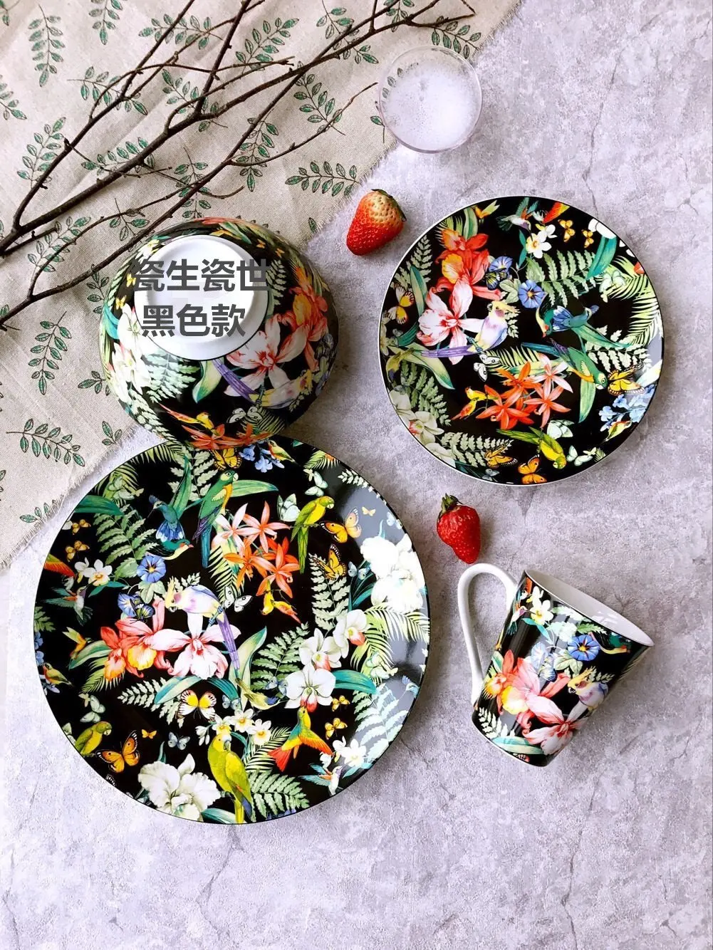 

christmas wedding Spanish ceramic tableware Western dishes auspicious flowers parrots decorative dishes bowls and cups black