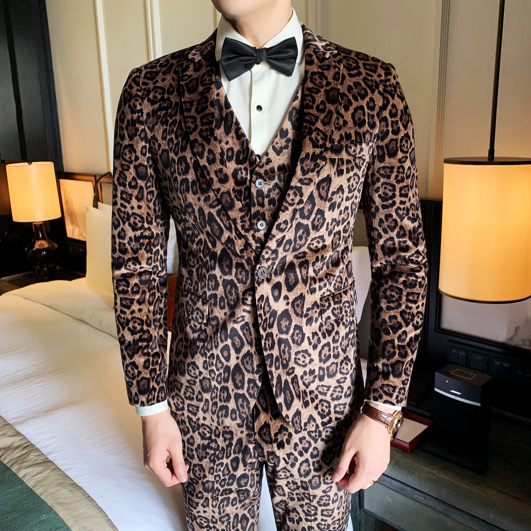 Mens Fashion Leopard Printed 3 Pieces Set One Button Wedding Banquet Nightclub Blazer+Vest+Pant Costume Homme Spring Autumn