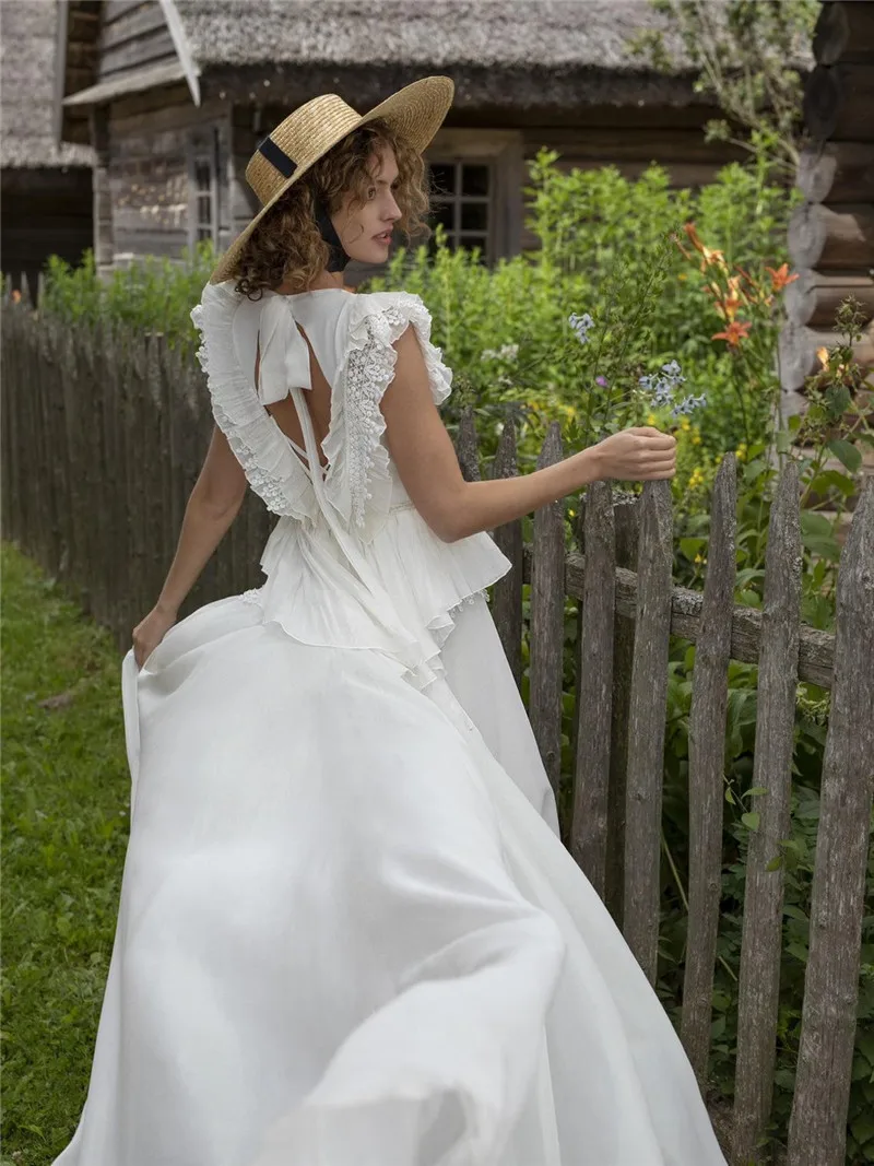 Robe de mariée princesse en mousseline de soie, style Boho, avec plis et dentelle perlée, col en v, dos nu, robes de mariage à plusieurs niveaux