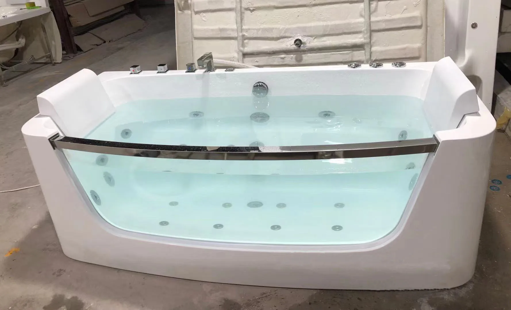 

1750mm Surfing Massaging Whirlpool Bathtub Acrylic Hydromassage Three Side Skirts Hot Tub NS1601BA
