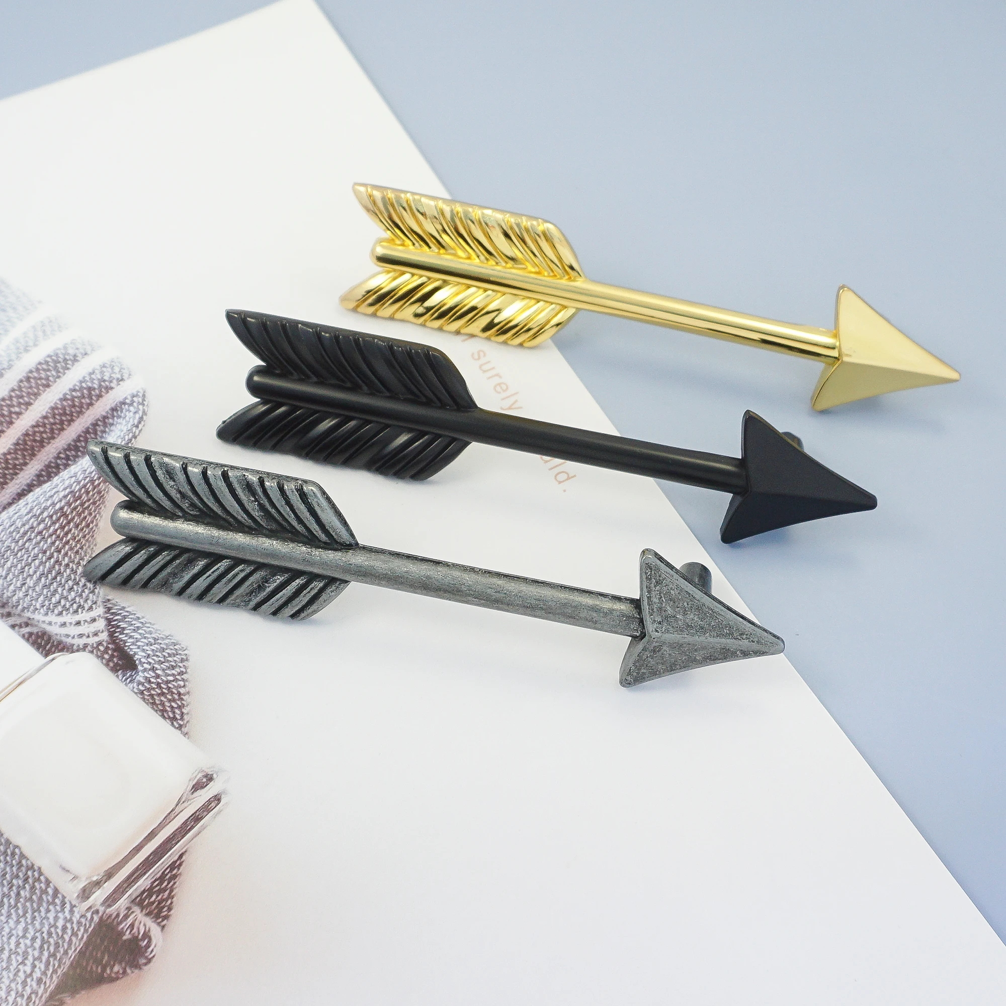 MFYS Zinc Alloy Cabinet Handles Arrow Shape Creative Handle for Kitchen Cabinet Gold Cupboard Door Knobs Furniture Drawer Pulls