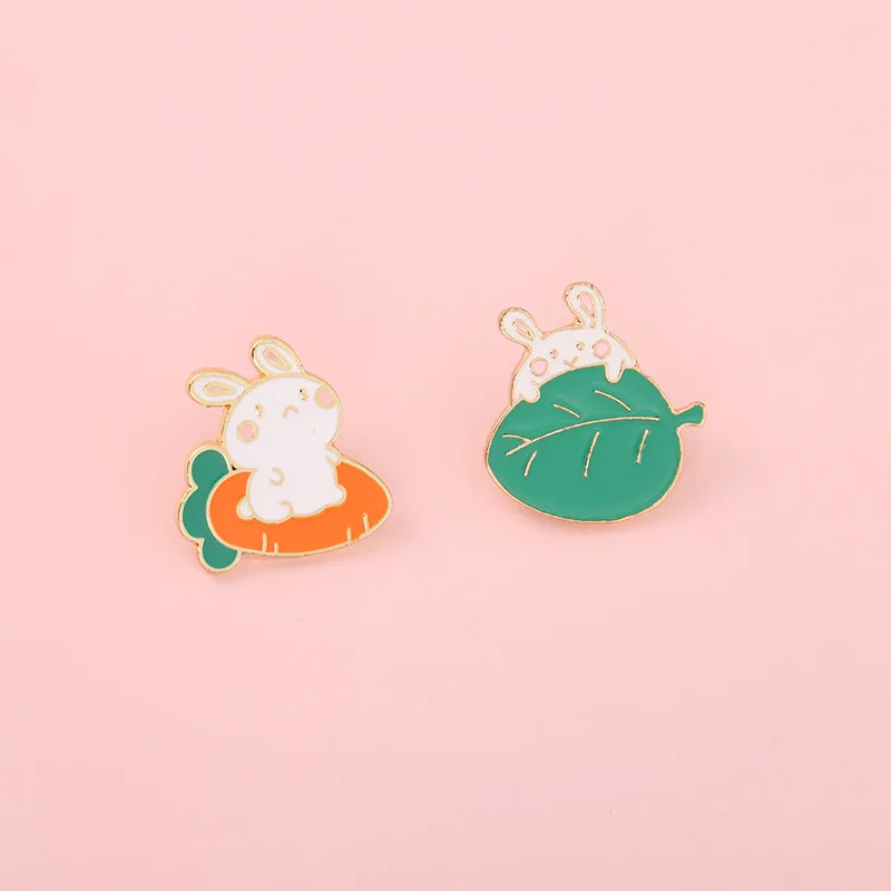 Cartoon Cute Carrot Rabbit Alloy Enamel Brooch Japan And South Korea Simple Plant And Small Animal Badges Bag Lapel Pin Jewelry