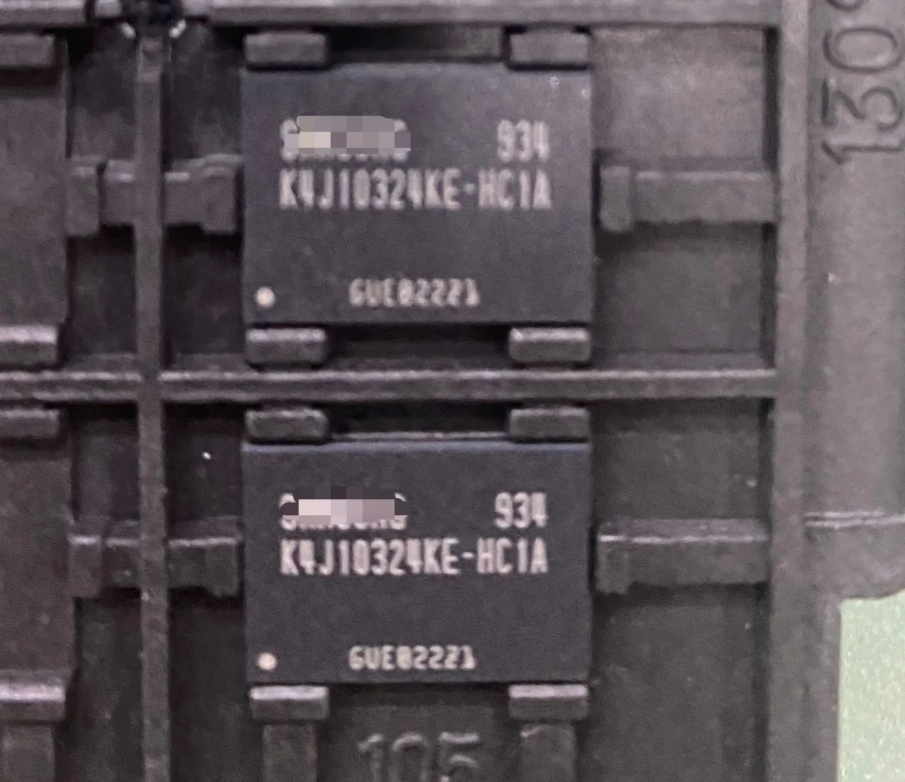 K4J10324KE-HC12 K4J10324KE-HC1A K4J10324KE-HC14 CM1033-DS CM1033-ZS الأصلي شحن مجاني