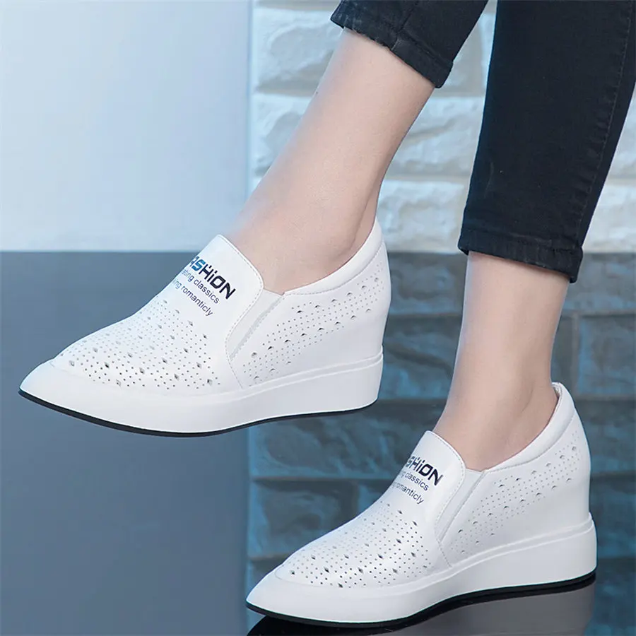 

2025 Breathable Loafers Women Genuine Leather Increased Internal Platform Pumps Female Pointed Toe Fashion Sneakers Casual Shoes