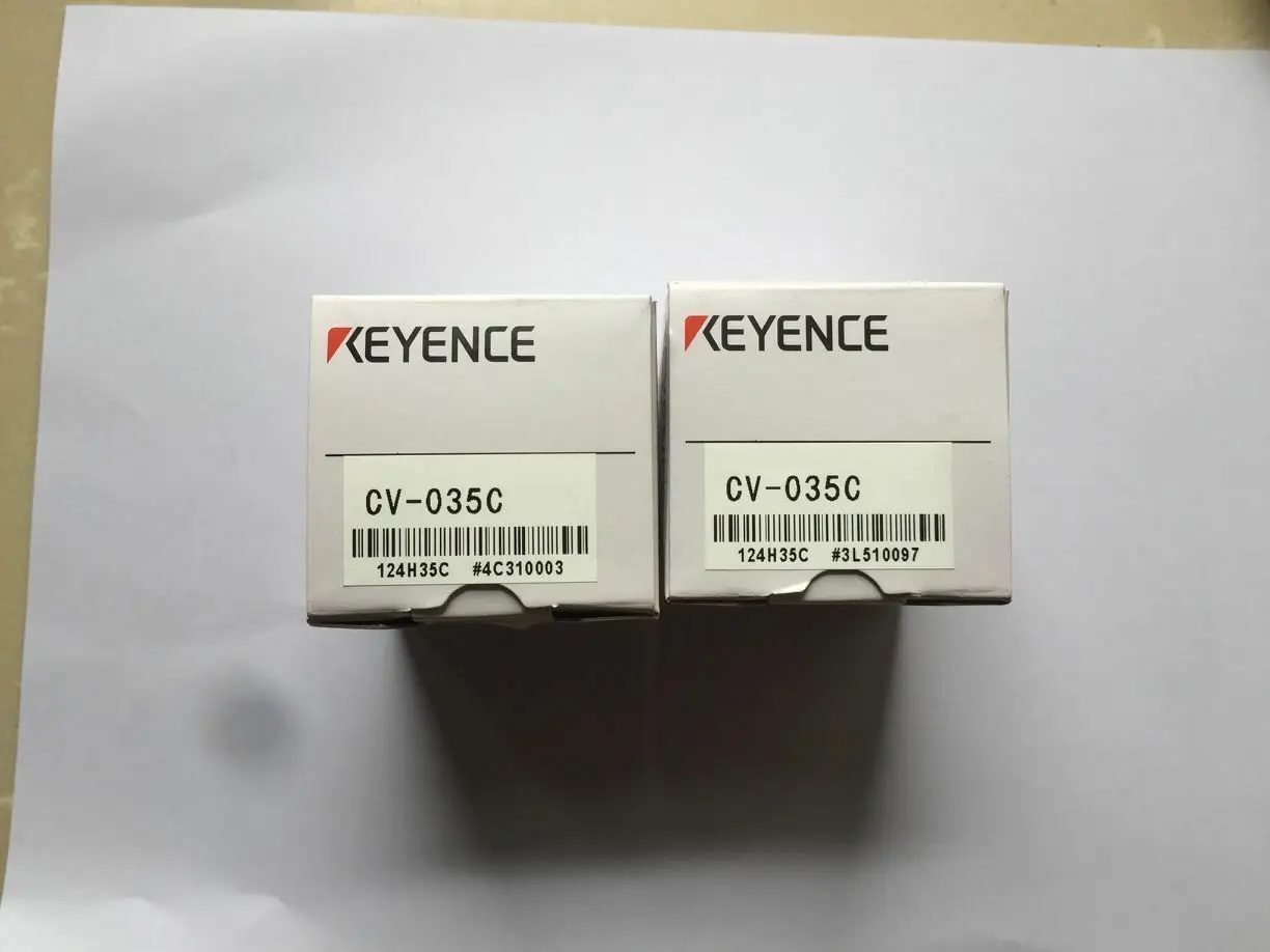 

NEW Keyence CV-035C CCD machine vision color camera