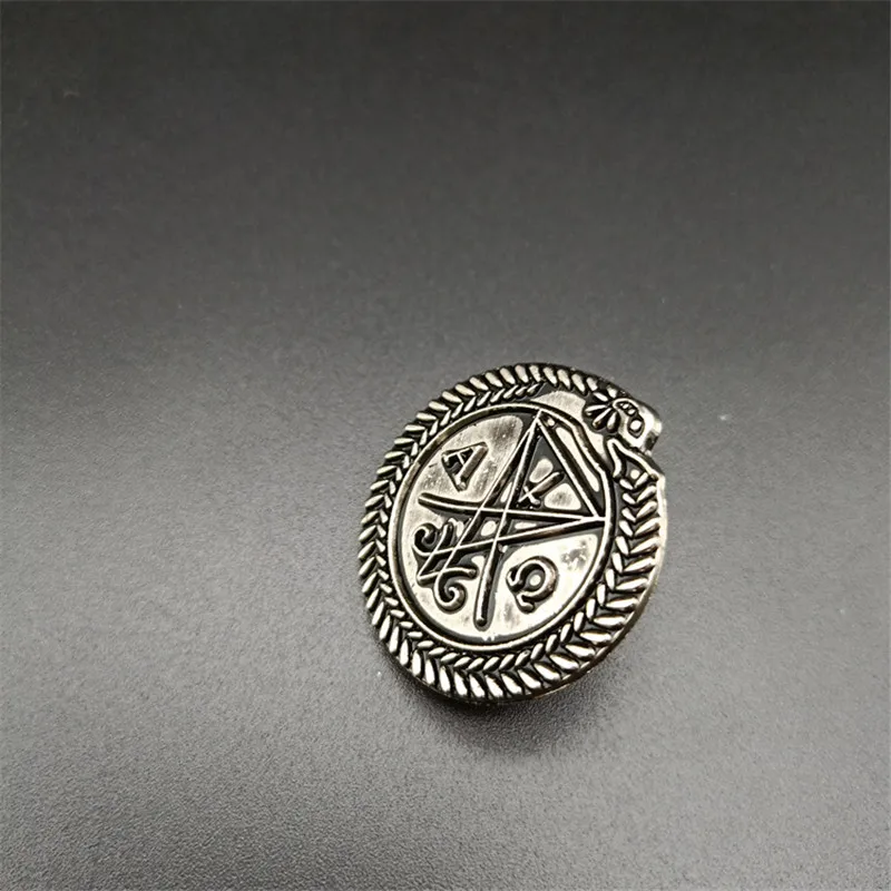 Lucifer Morning Star ซาตาน Pentecostal เหรียญ Specie อุปกรณ์เสริม Cosplay Prop เข็มกลัดโลหะ