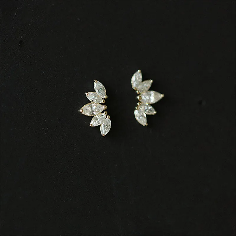 

925 Sterling Silver Simple Pavé Zircon Wings Lotus Stud Earrings Women Light Luxury Temperament Wedding Jewelry Gift