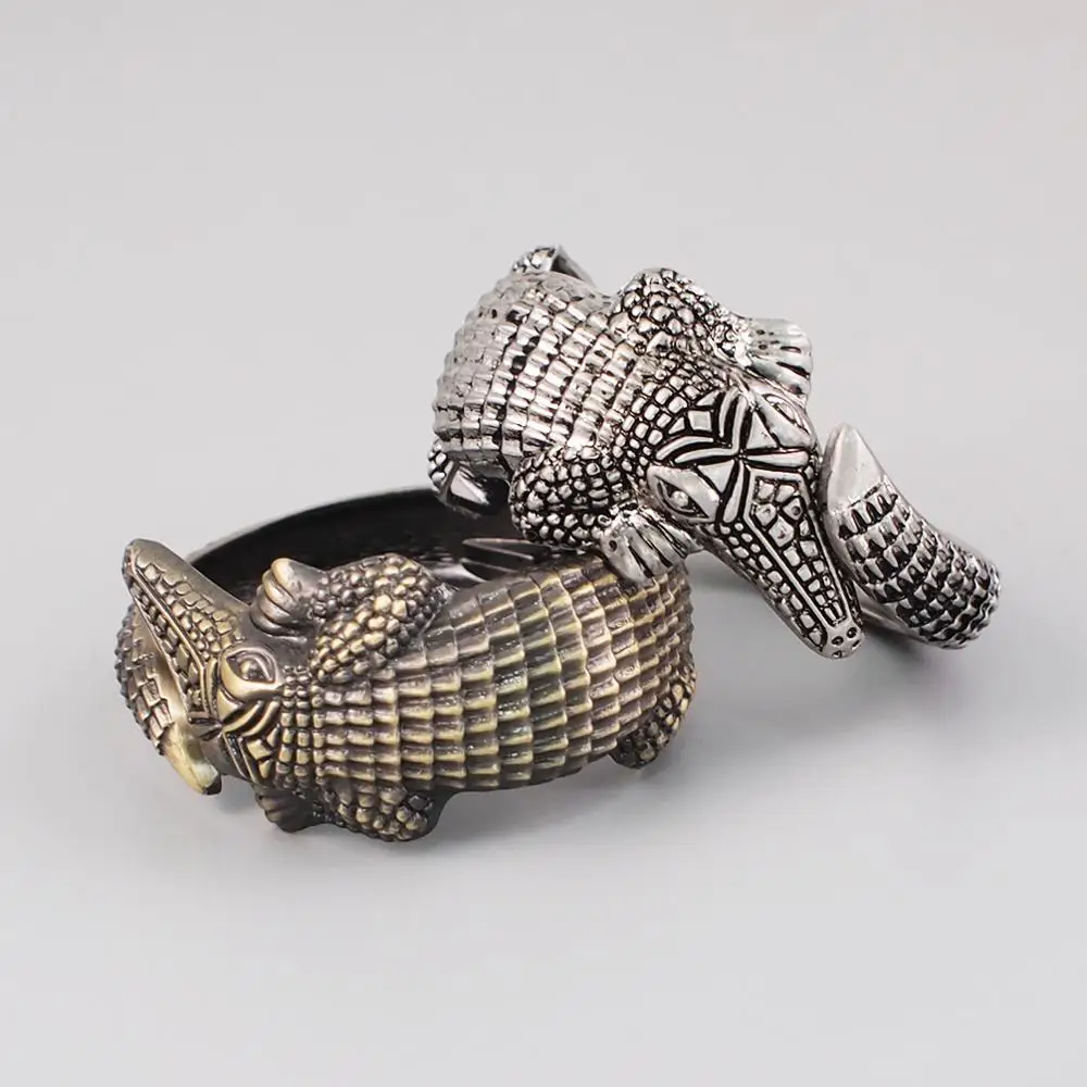 Vintage Alloy Cuff Bangles For Women Statement Metal Crocodile Shaped Bangles Bracelet Ancient Style Fashion Jewelry 2022 New