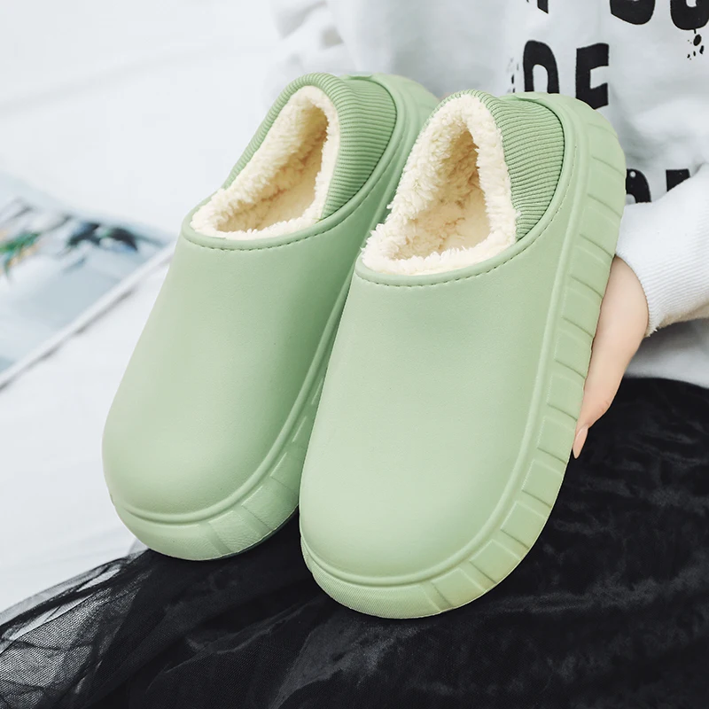 The New Men Women Winter Slippers Fur Slippers Warm Fuzzy Plush Garden Clogs Mules Slippers Home Indoor Couple Soft Slippers