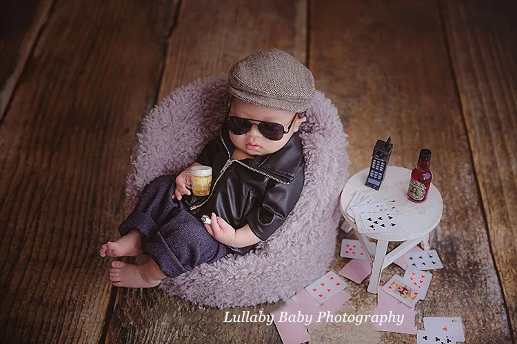 Newborn Phootgraphy Props Leather Jacket Baby Photo Clothes Infant Photo Shoot Accessories Cool Guitarist Creative Prop New Type