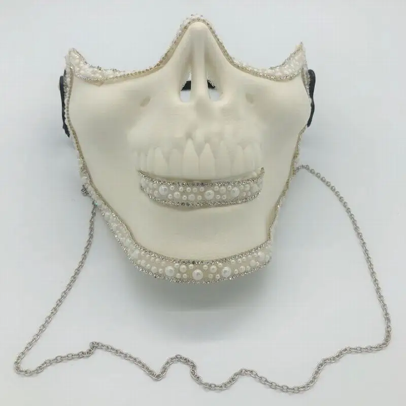 Variant: white mask