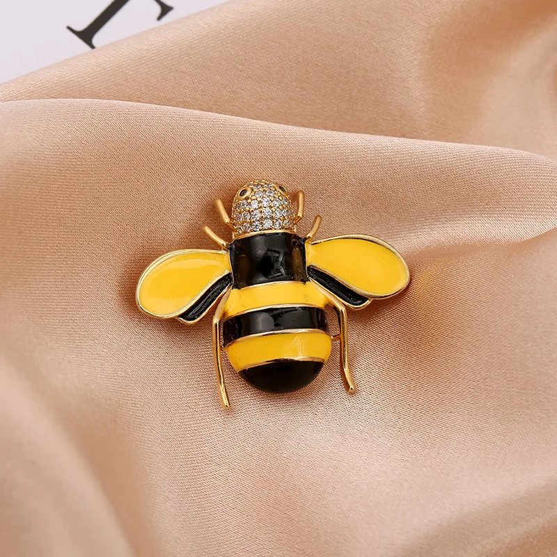 Cute Rhinestone Bee Brooch Women Party Accessories Insect Pearl Corsage Brooches Clothing Accessories