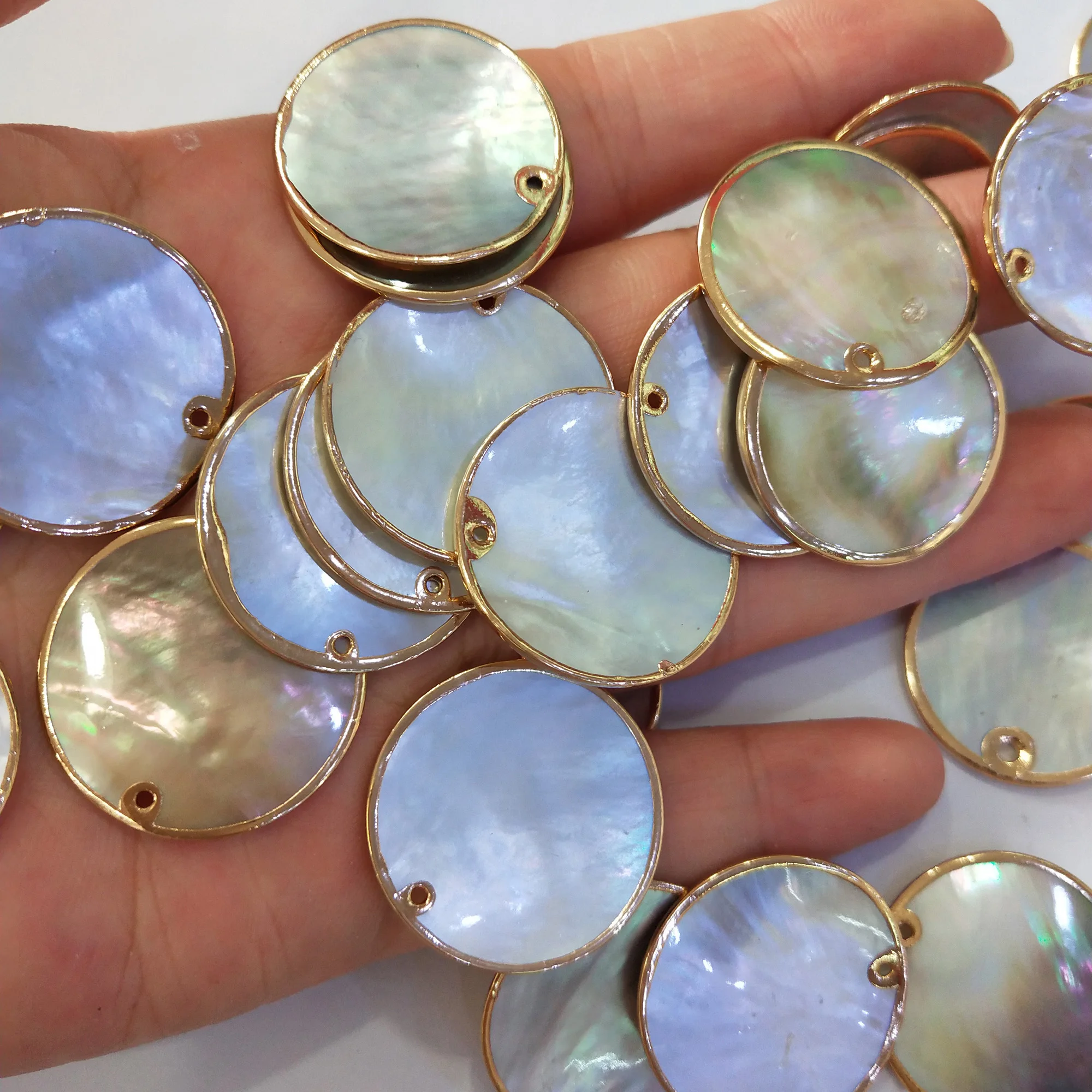 Fashion Shell Pendant Natural Mother of Pearl Shell Charms Pendants for DIY Jewelry Making Necklace Earrings Accessories