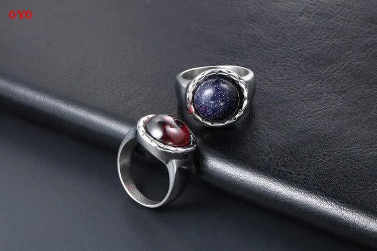 

Retro trendy couple models shiny blue sandstone red pomegranate sterling silver ring