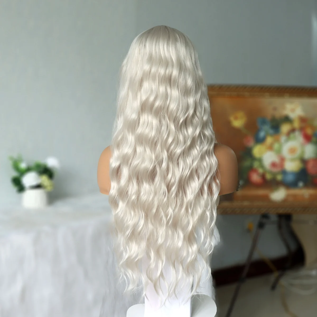 Platinum Blonde Synthetic Lace Wigs 24 Inches Long Body Wave Synthetic Wig  White Wavy Lace Wigs for Women