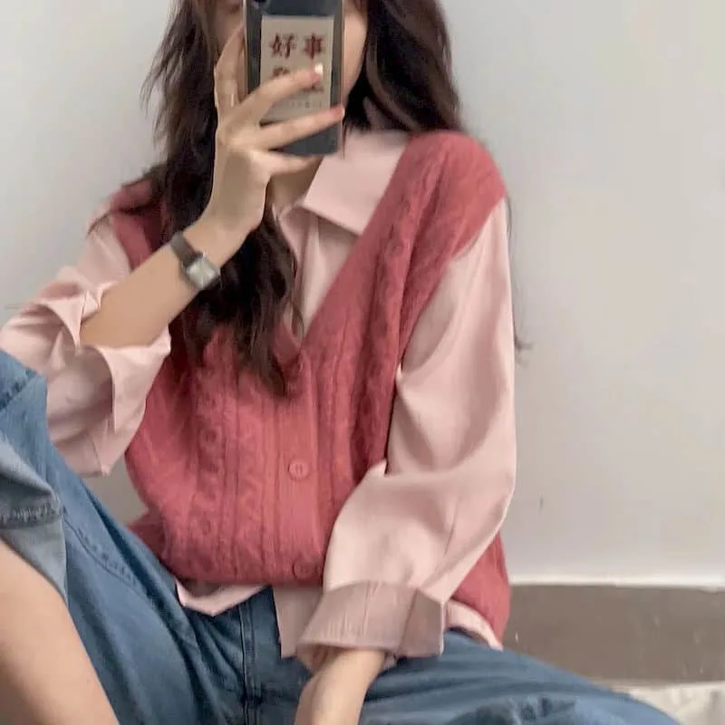 

One-piece/set vest women's 2022 spring and autumn style Korean college knit top v-neck sweater two-piece suit intellectual