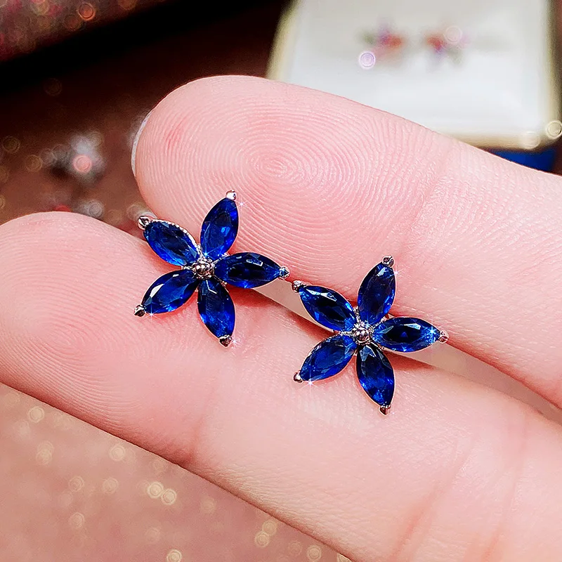 Huitan Chic kolczyki sztyfty w kształcie kwiatu dla kobiet luksusowa wkładka jasna cyrkonia moda wszechstronna biżuteria dziewczęca New Arrival — zdjęcie 5