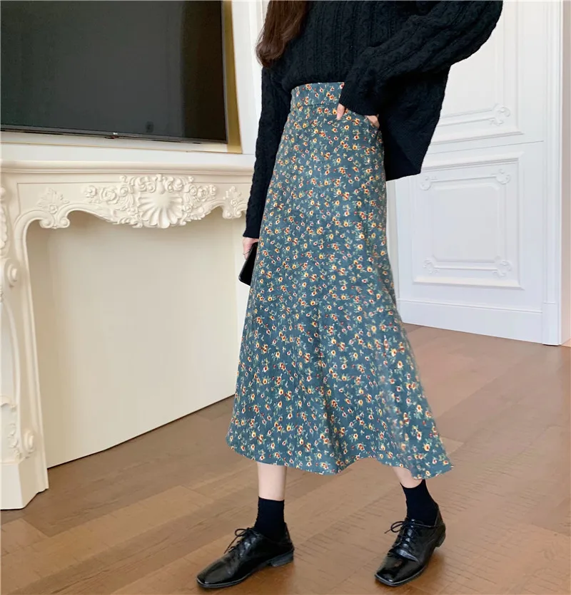 

2022 Spring Autumn Retro Floral Corduroy Mermaid Skirt Women's Clothing High Waist A-line Skirts Female D1139