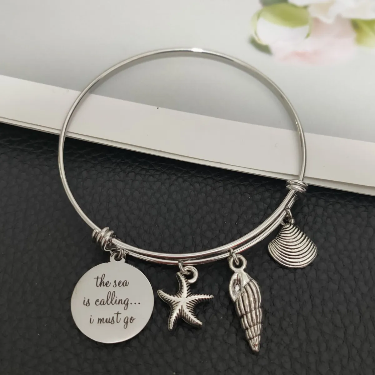 2.5 inches the Sea is calling I must go Expandable Wire Bangle Starfish Shell Sea Snail Conch Charms Bracelets Birthday Gift