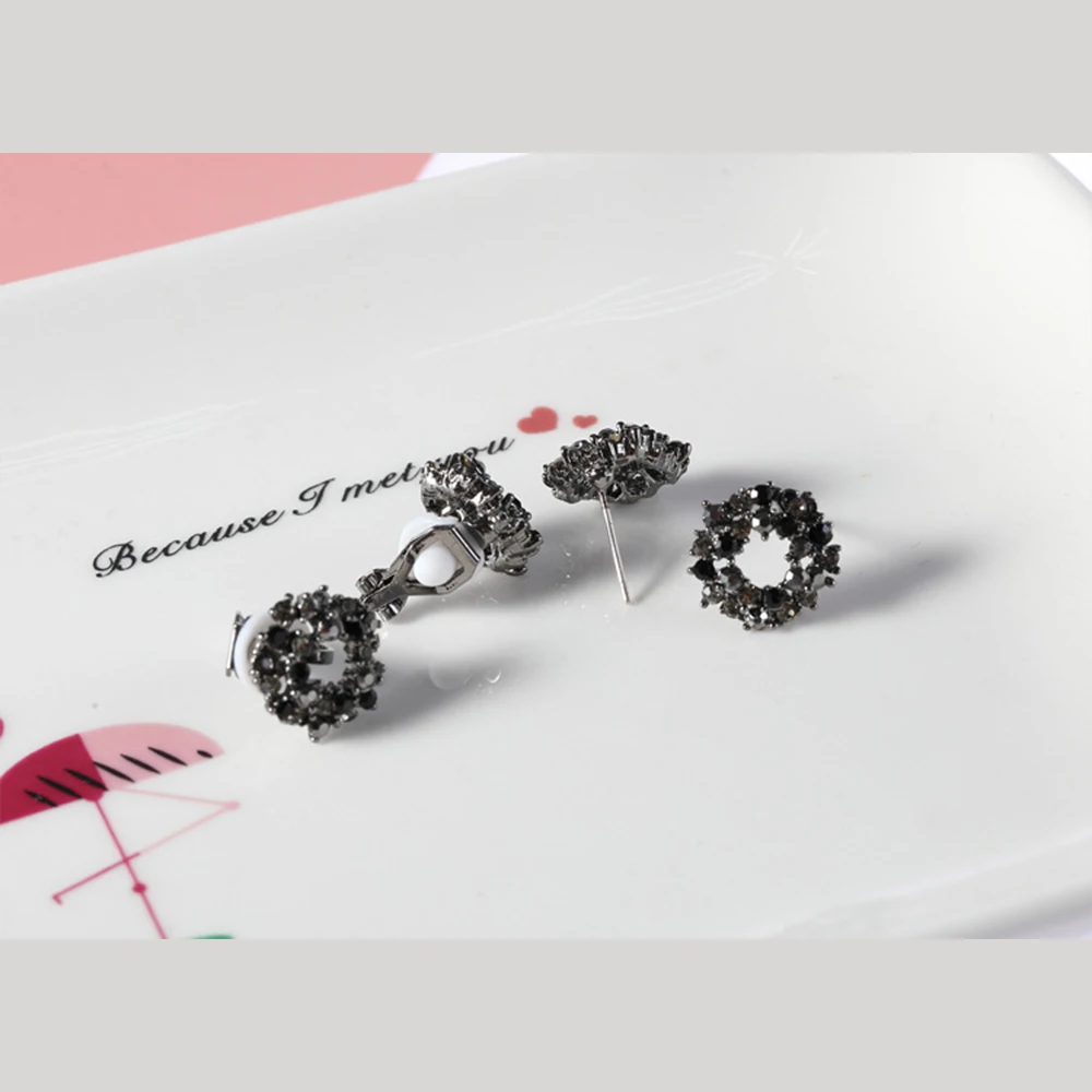 Bettyue New Design Flower Shape Gun Black Color Distinctive Stud Earring And Ear Clip For Women Nobler Crystal Jewellry