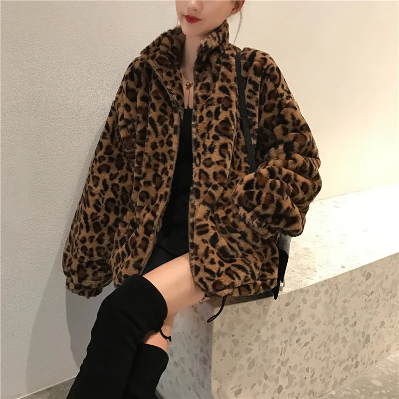 Winter Warm Jacket Women Vintage Leopard Stand Collar Zipper Fuzzy Outwear Lady Loose Faux Mink Fur Plush Top Coat High Street