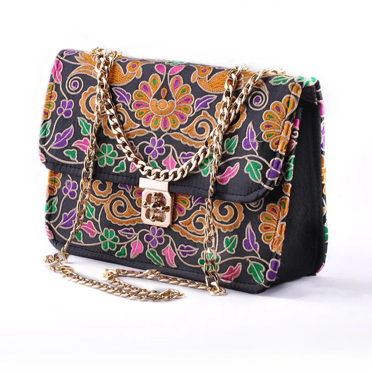 Ethnic Embroidered bags Bohemia Flap Women bags Vintage Chain bags Party bag Shoulder crossbody bag