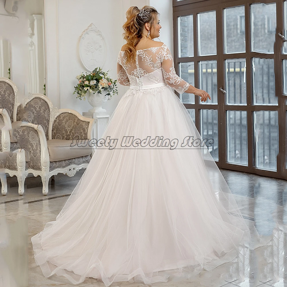 Vintage Plus Size Wedding Dress for Bride Eleagnt Scoop Neck Long Sleeves Lace Beading Sashes Tulle Ball Gown Bridal Dresses