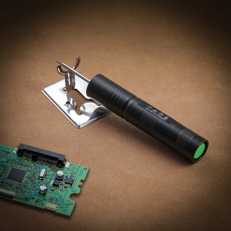 Nuova interfaccia E10 saldatore a batteria saldatore wireless USB elettrico 18650 alimentato a batteria con luce a LED