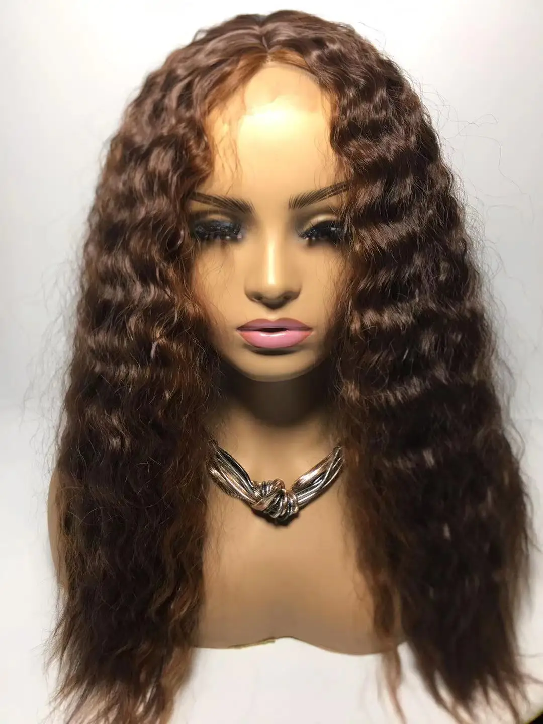 magnifique-perruque-synthetique-18-pouces-avec-fermeture-faite-machine-riche-en-cheveux