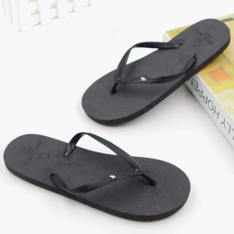 Women Bread Slippers Men Summer Flip Flops Men Shoes Uxury Ultralight Slippers For Home36-45 Women Sandals 2021 Summer Shoes For