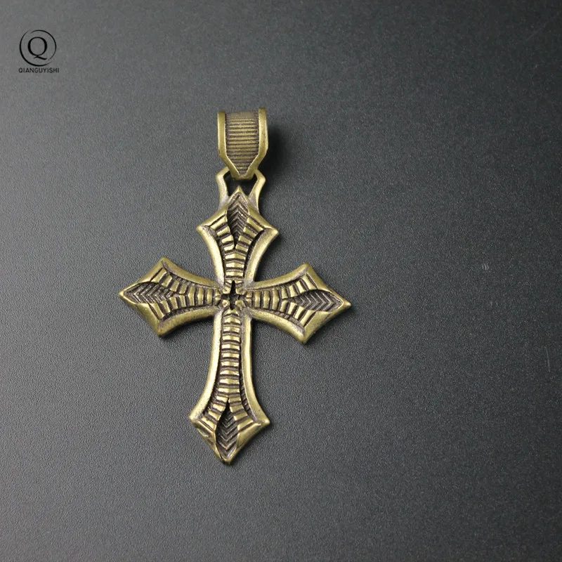 Copper Cross of Christ Keychains Pendant Vintage Brass Metal Keychain Charm Car Key Rings Handmade Artworks