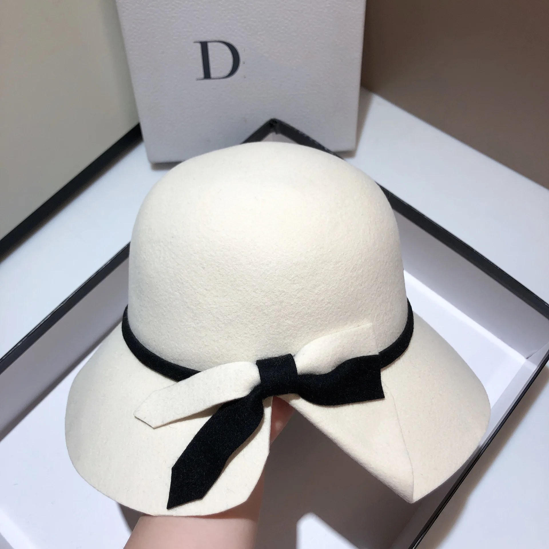 100% Australian double sided pure wool basin hat star Sun Li same style top hat fashion bow after fork fisherman hat