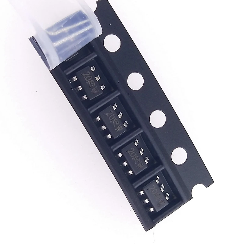 50PCS/lot Original IP4220CZ6 20W TVS SOT-23-6 In Stock