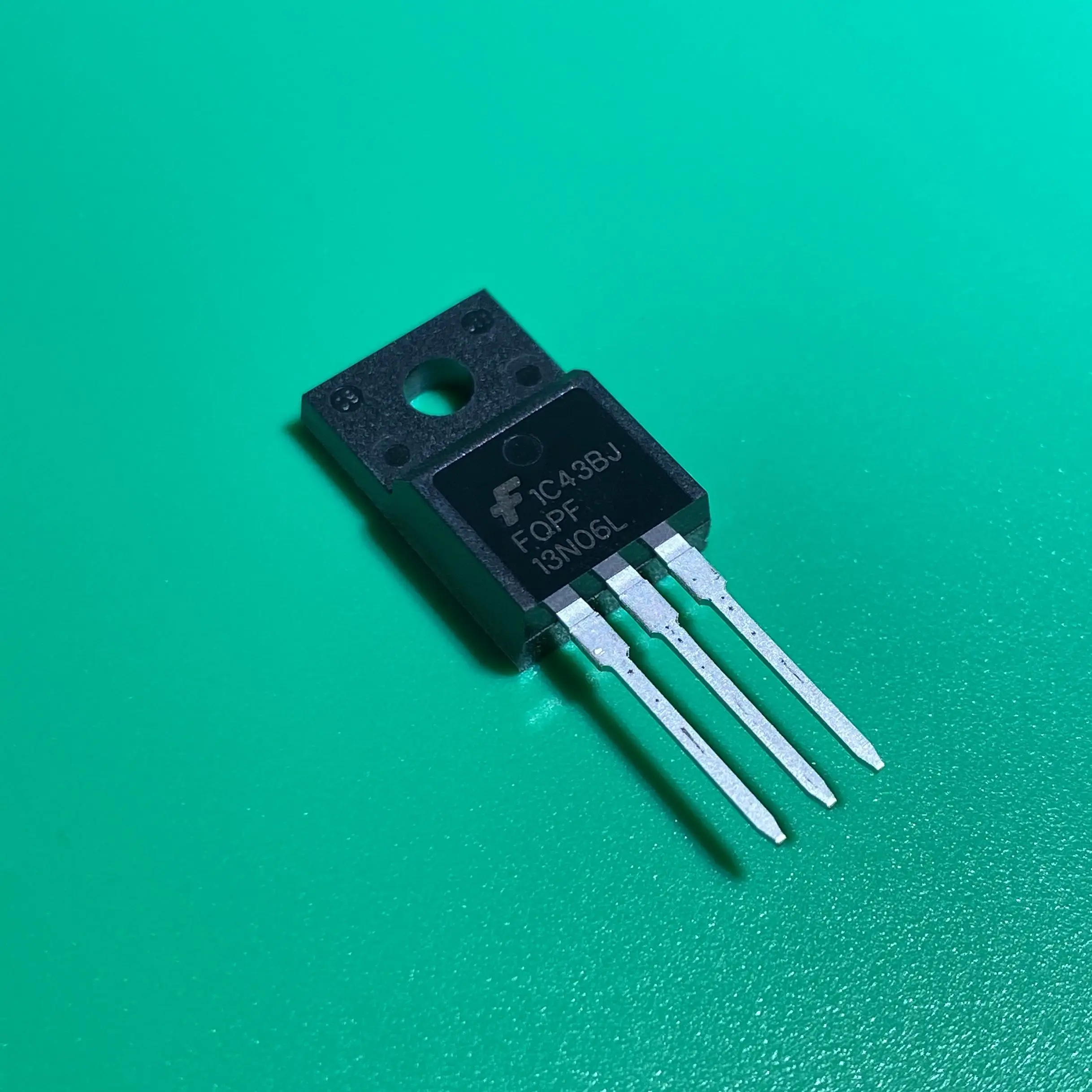 10pcs/lot FQPF13N06L TO-220F FQPF 13N06L MOSFET N-CH 60V 10A TO220F 60V LOGIC N-Channel MOSFETS FQPF13N06 L FQPF13N 06L FQPF13 N