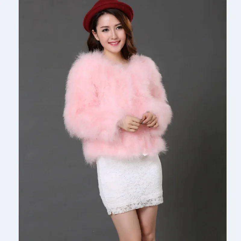 

Women Fashion Fur Coats Winter Real Ostrich Fur Jackets Natural Turkey Feather Fluffy Outerwear Lady 20 Colors Plus Size