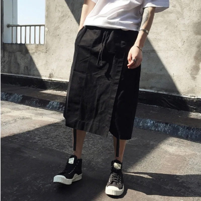 

Men's Wide Leg Shorts Summer New Irregular Personality Niche Design Fashion Dark Leisure Loose Large Size Seven Minutes Pants