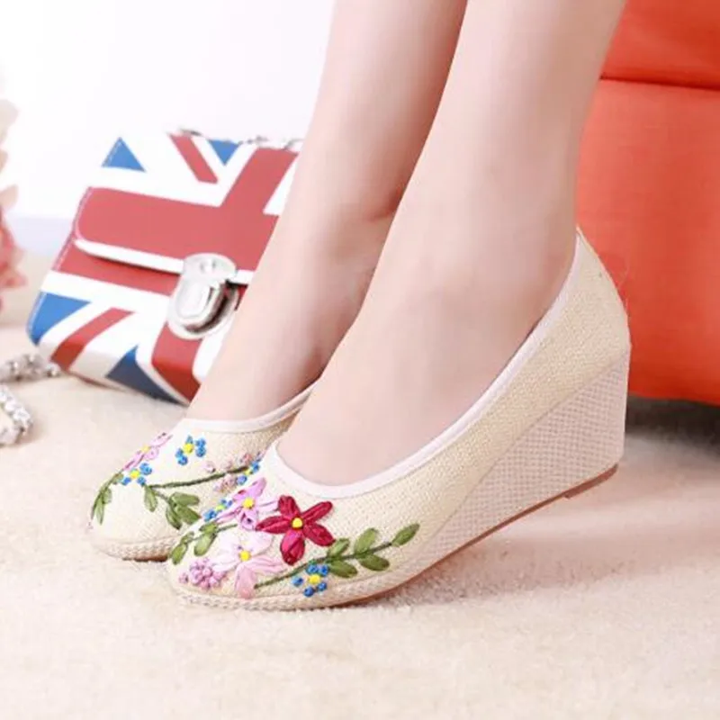 Slip-on Women Cotton Flax Flower Wedge Pumps Round Toe Ethnic High Heel Loafers for Ladies Vintage Dress Shoes Girl Pump Sandals