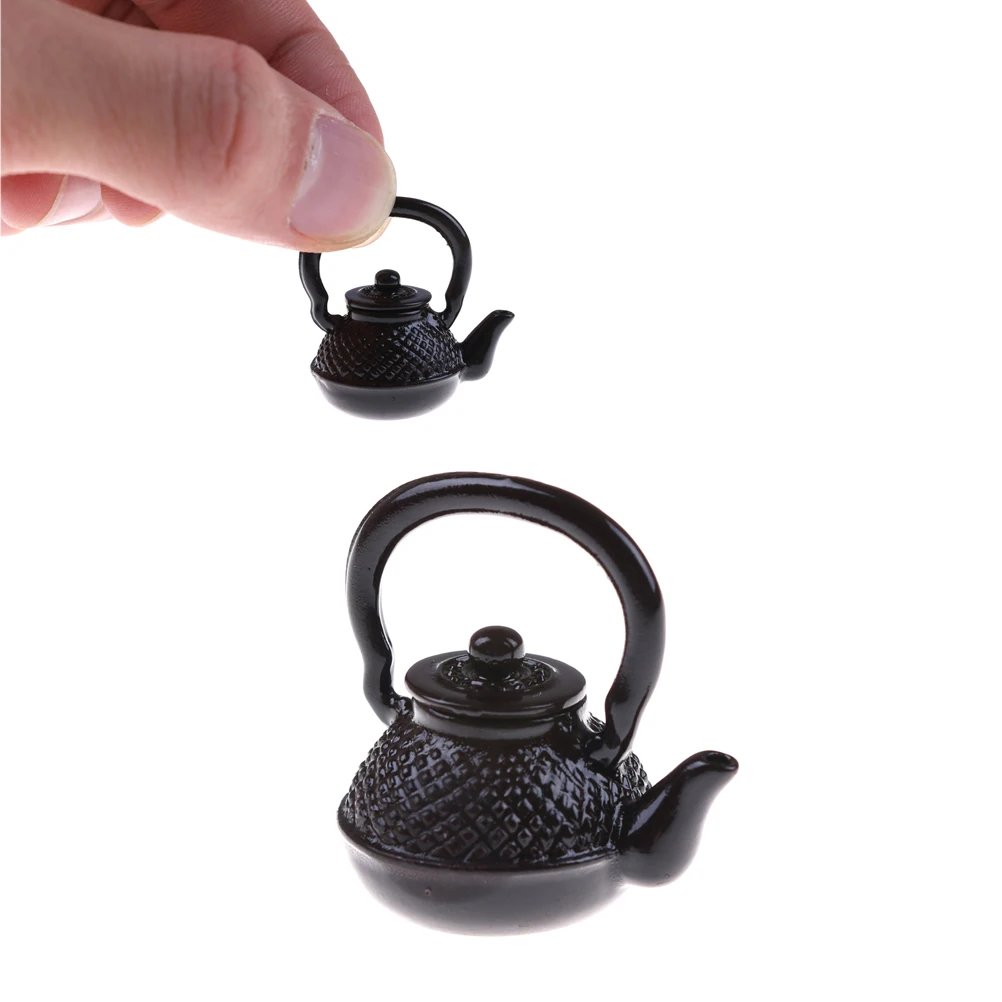 Mini Black Metal Boiling Water Kettle 1/12 Dollhouse Kitchen Canteen Miniature Doll House Decor Girl Gift Toys Doll Accessories