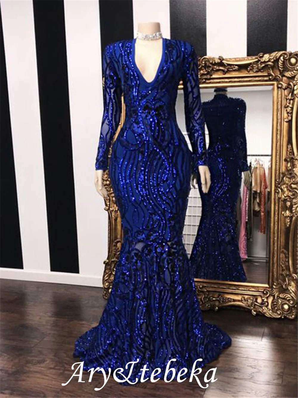 V-Neck Trumpet Floor-Length Sweep/Brush Train Long Sleeves Dark Royal Blue  Evening Dress 2022