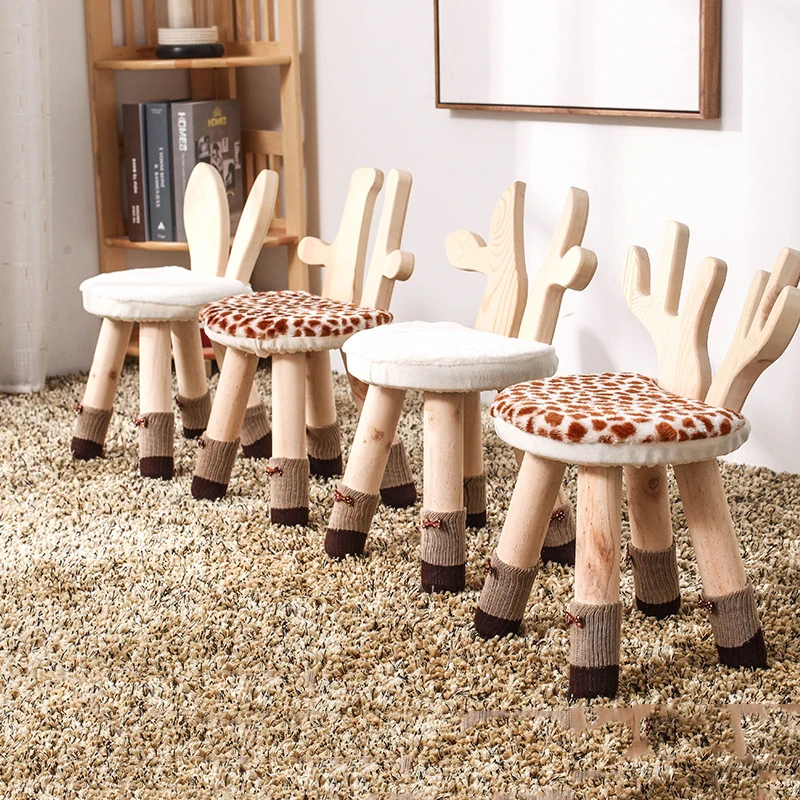 Kids Stool Solid Wood Chair for Children Cartoon Deer Rabbit Non-slip Bench Foot Stool Kindergarten School Home Kids Furniture