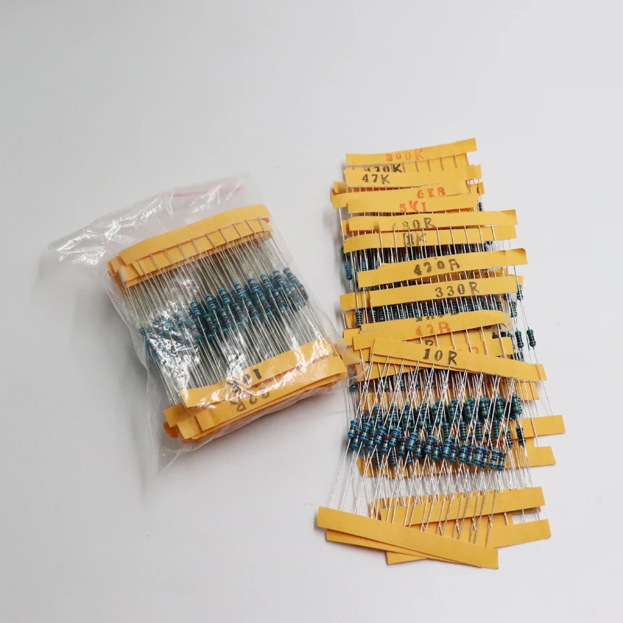 300Pcs 10 -1M Ohm 1/4w Resistance 1% Metal Film Resistor  Assortment Kit Set 30Kinds*10pcs=300PCS Free Shipping