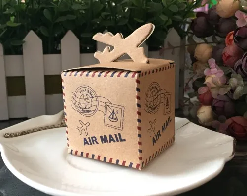 100Pcs/lot Travel Themed Wedding Gift box of Let the Adventure Begin Airplane Kraft Favor Box For Wedding and Party Candy Box