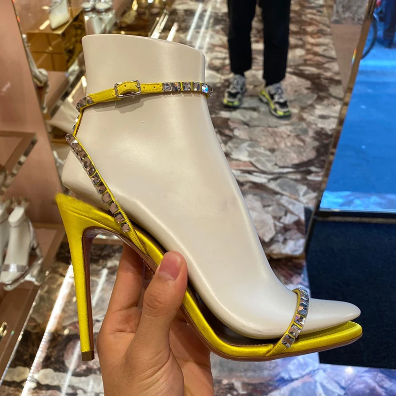 جديد النساء الصنادل المصارع الصنادل النساء حزام واحد 8 سنتيمتر عالية الكعب الصنادل الصيف أحذية امرأة الكريستال Sandalias السيدات الأحذية