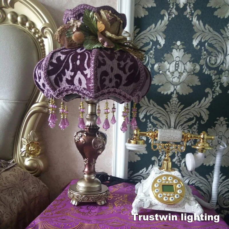 Classic crystal table lamp light fabric vintage retro European palace style bedroom table lamp light for bedside living bed room