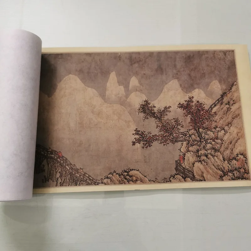 Ancient scenery Museum reproduction art masterpiece the ancient China tomorrow Shen Zhou Jiange Map fine works decorate draw Sil