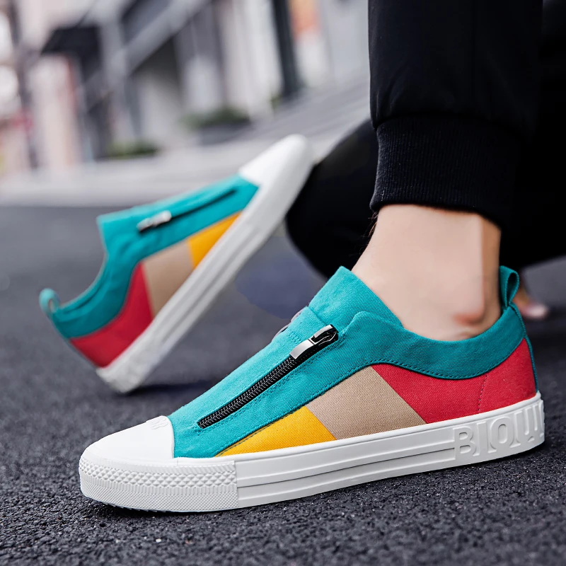 Casual Shoes Men Breathable Canvas Shoes 2020 New Fashion Men Flats Trending Sneakers Men Slip on Loafers