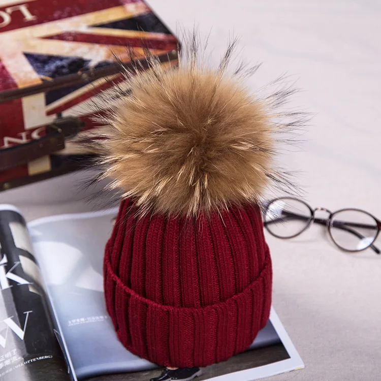 Winter NEW Women Pom Pom Beanies Warm Knitted Bobble Girl Fur Pompom Hats Real Raccoon Fur Pompon Casual Hat Cap