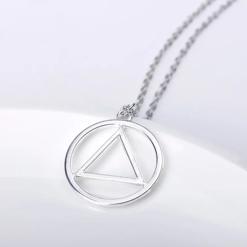 Eminem Necklace Slim Shady Hip Hop Rapper Rock Popular Logo Symbol Silver Color Pendant Fashion Music Jewelry Men Fans Wholesale