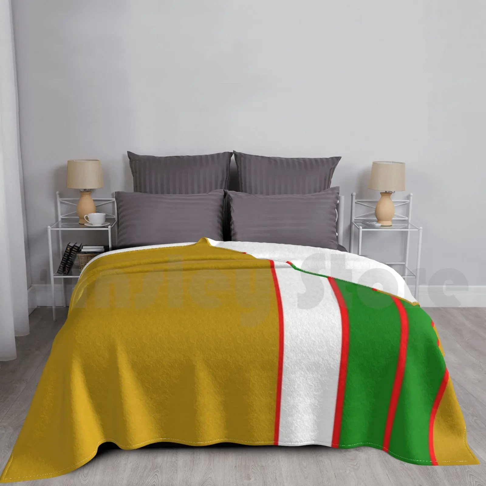 Luxury Gift Design Blanket Fashion Custom Luxury Red Gold Green Designer Drip White