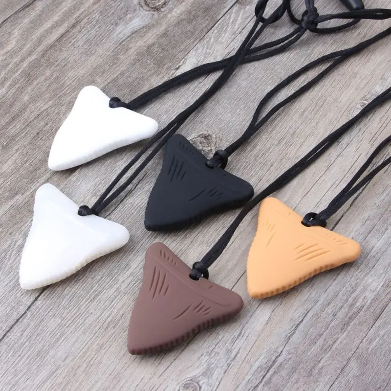 Shark Tooth Silicone Teething Necklace Baby Gender Neutral Chew Necklace Sensory Teether Pendant BPA Free Beads Dropship